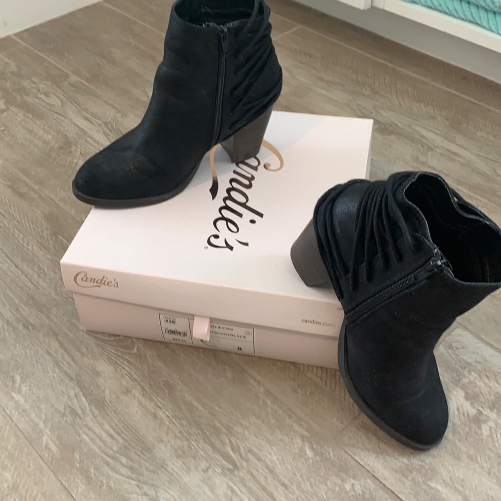 Candies Booties